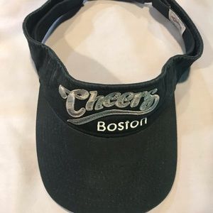 Men’s golf visor from “Cheers”